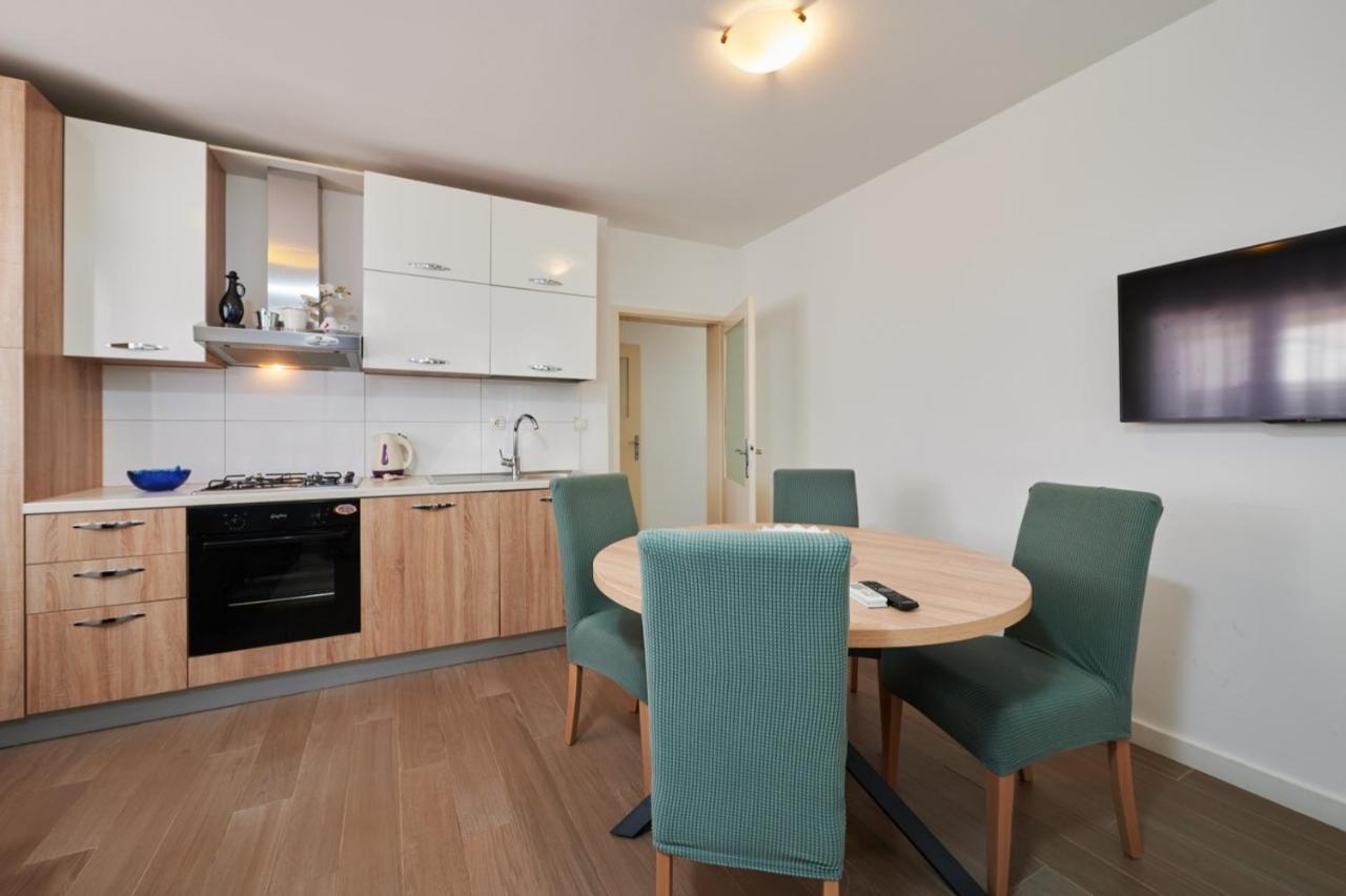 Apartmants Biocic Трогір Екстер'єр фото