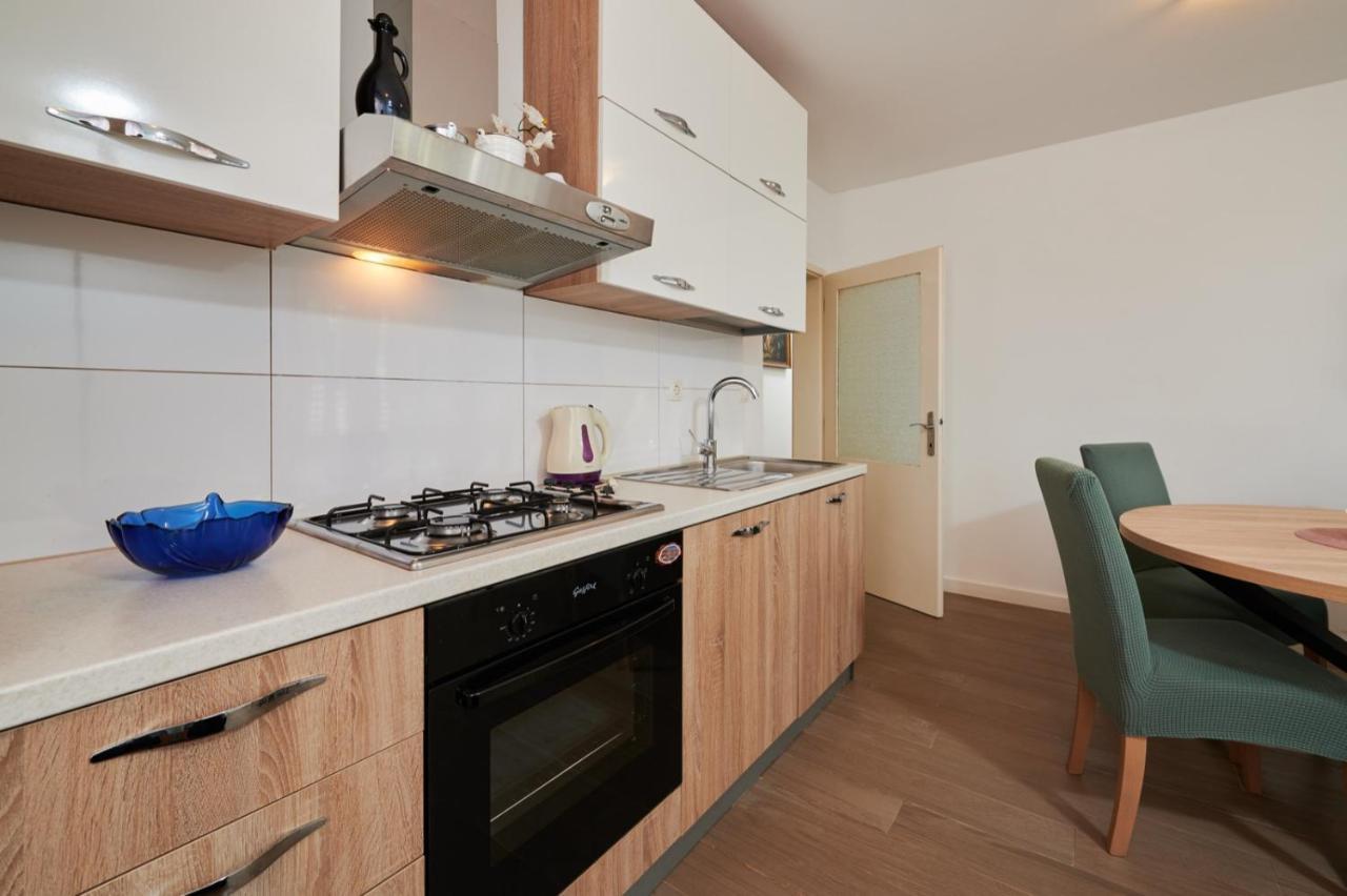 Apartmants Biocic Трогір Екстер'єр фото