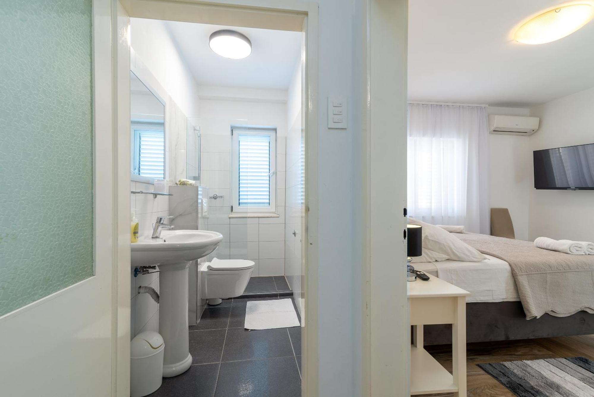 Apartmants Biocic Трогір Екстер'єр фото