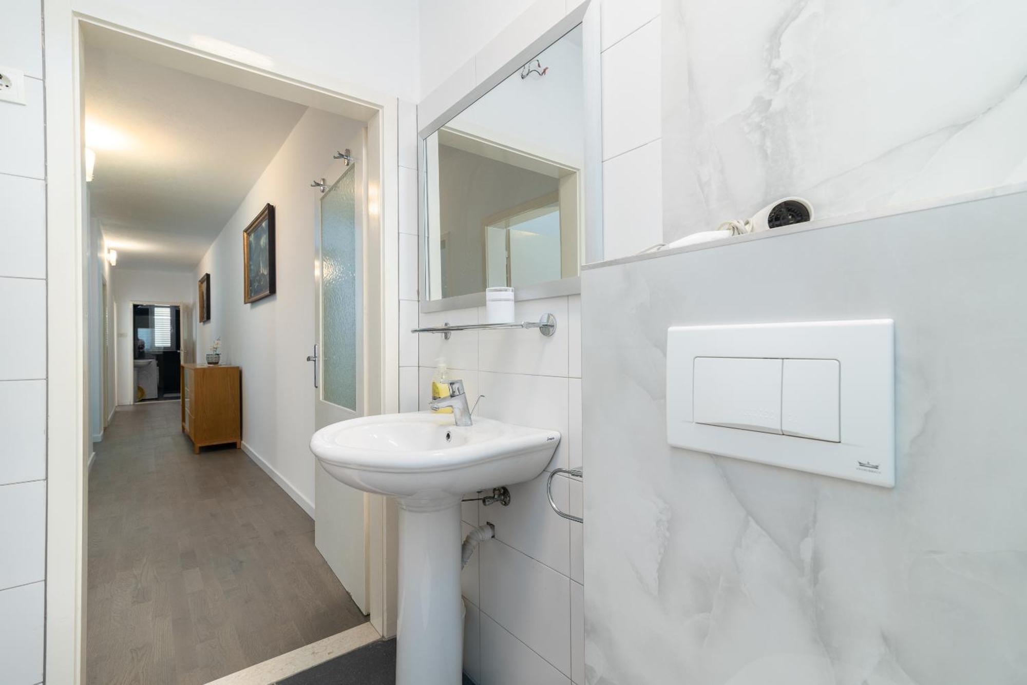 Apartmants Biocic Трогір Екстер'єр фото
